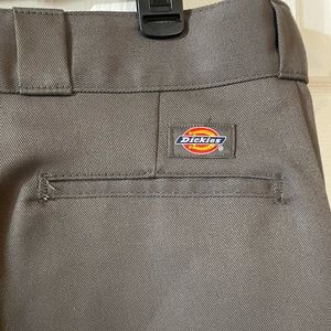 44x32 grey dickies